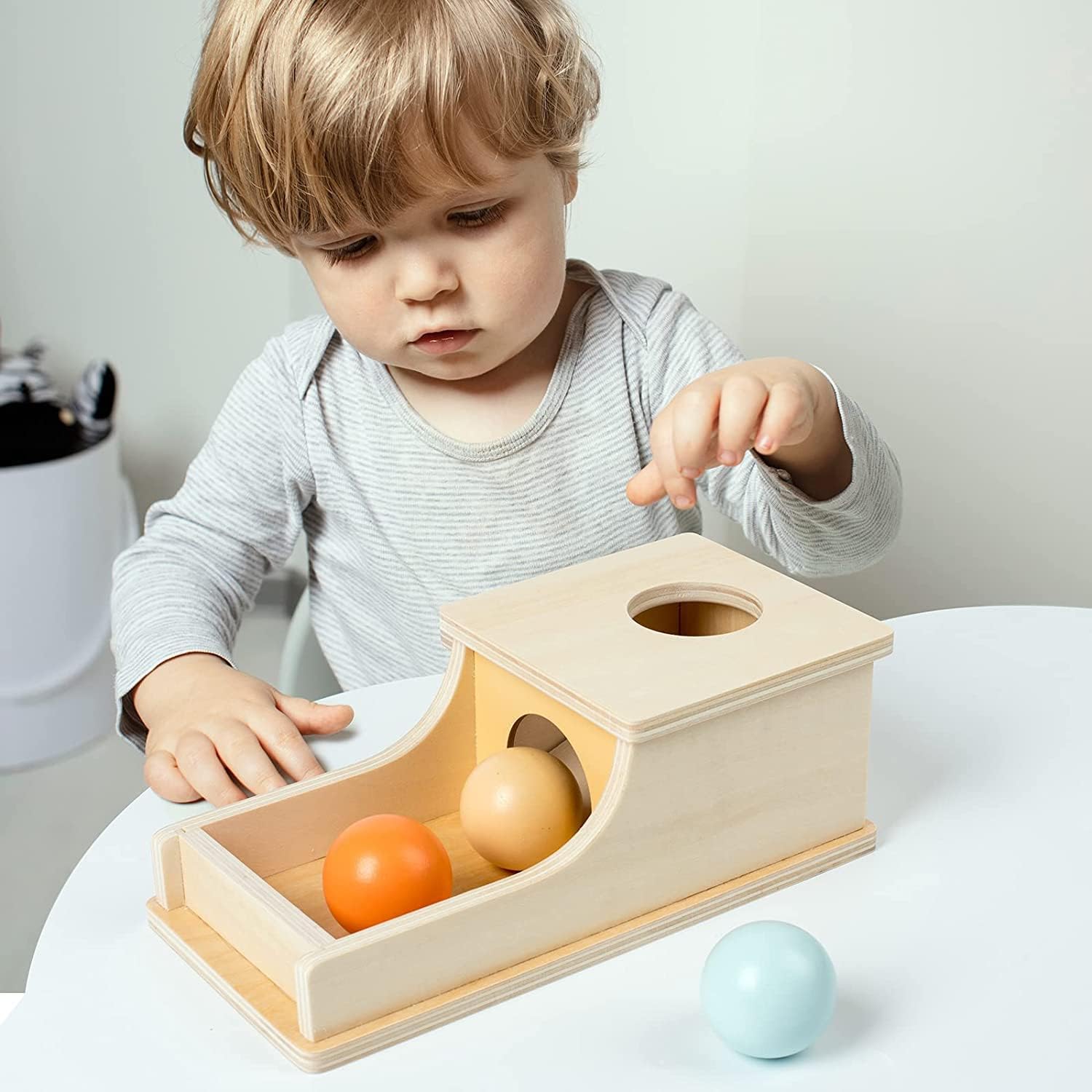 Montessori-Holzspielzeug