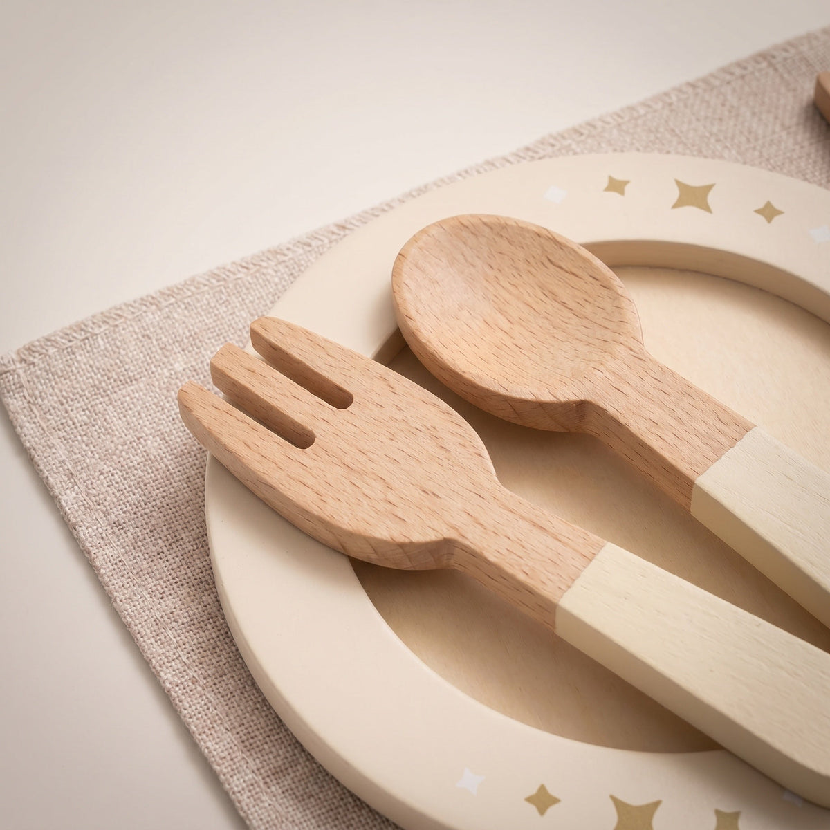Montessori-Geschirrset aus Holz