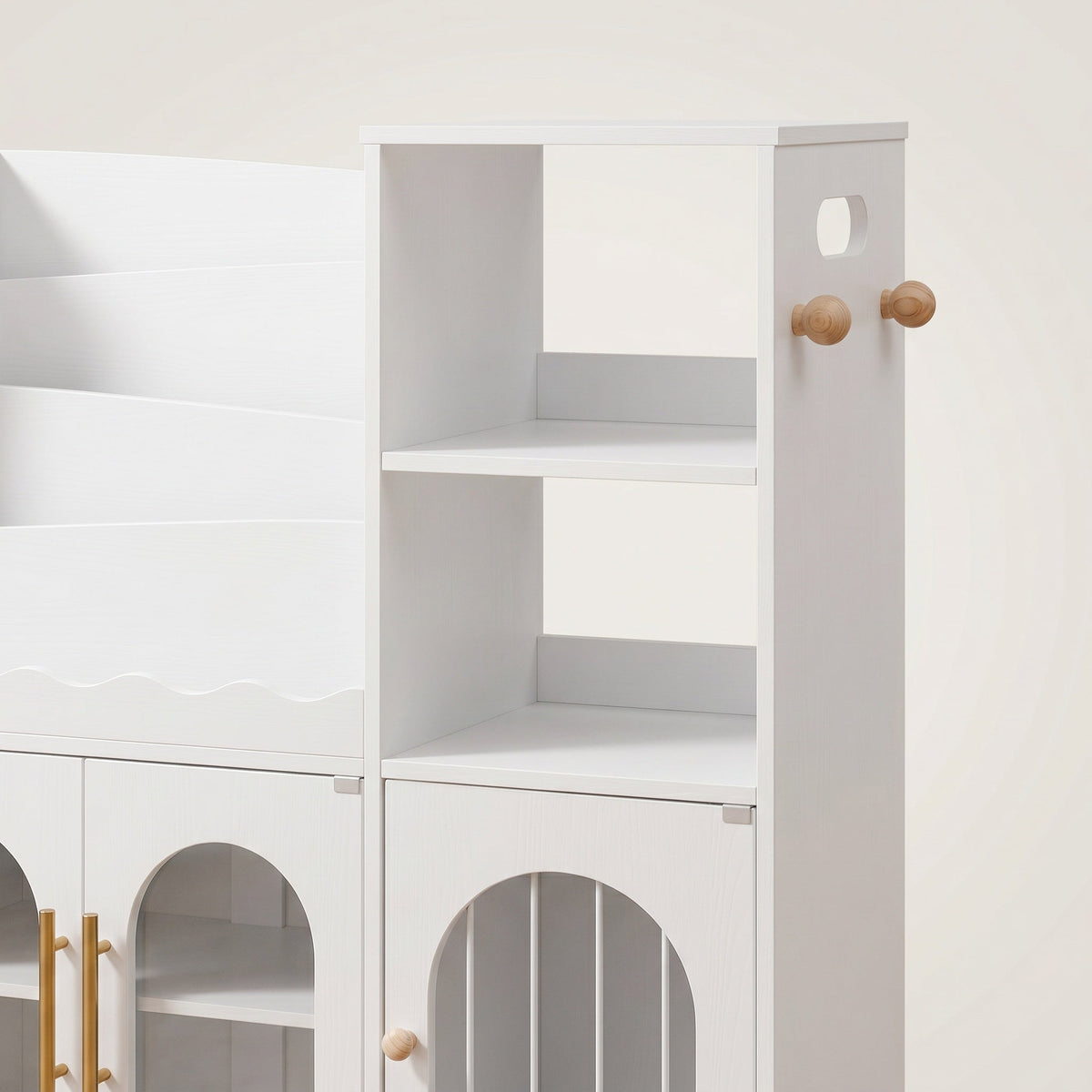 Montessori-Bücherregal aus Holz