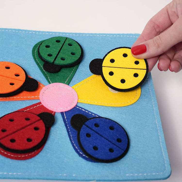 Interaktives Montessori-Pappbilderbuch
