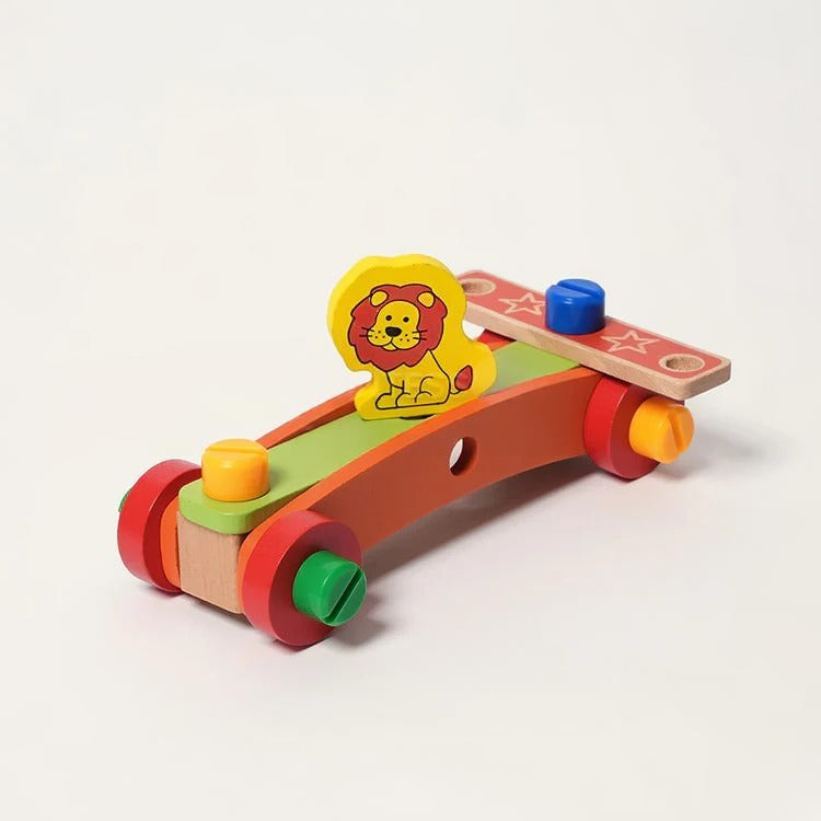 Ein lustiger Montessori-Stuhl zum Selberbauen