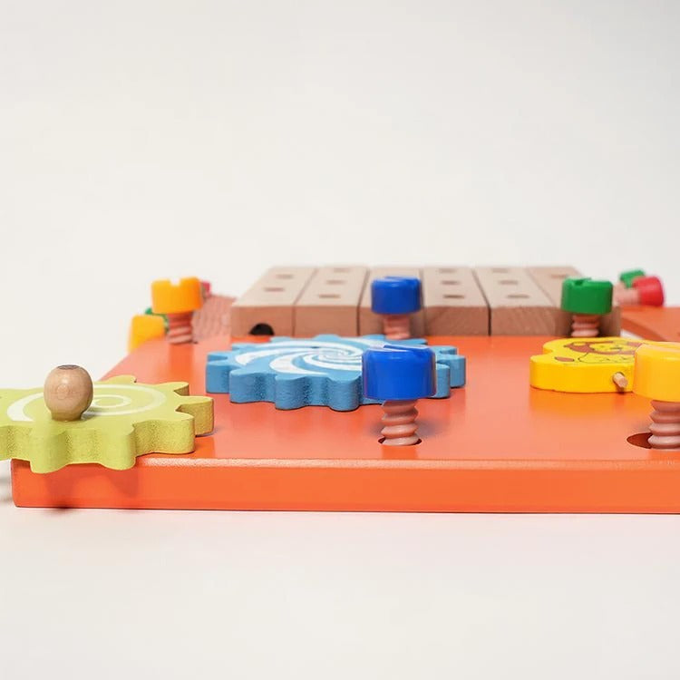 Ein lustiger Montessori-Stuhl zum Selberbauen