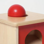 Montessori-Box zum Thema Objektbeständigkeit