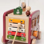 Intelligenter Montessori-Safari-Bus