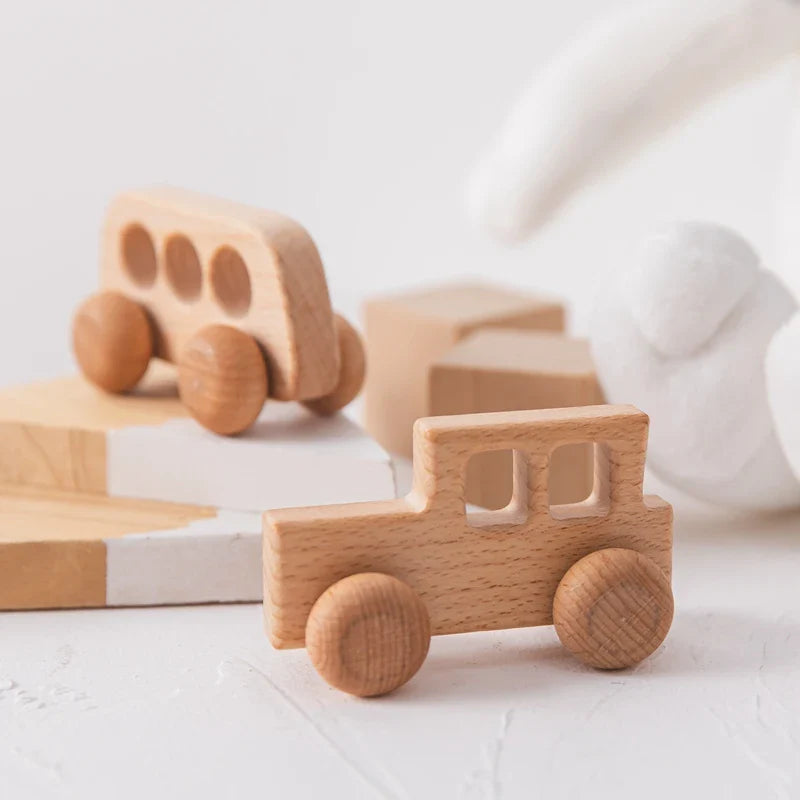Montessori-Spielzeug mit Rädern