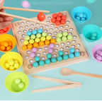 Montessori-Farbtabelle mit Perlen