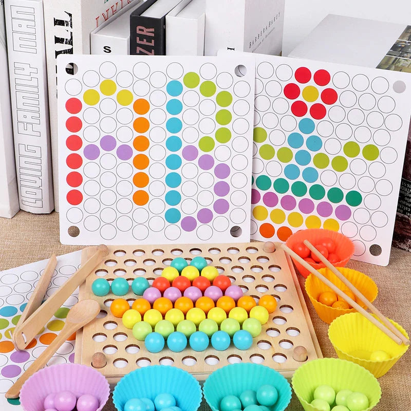 Montessori-Farbtabelle mit Perlen