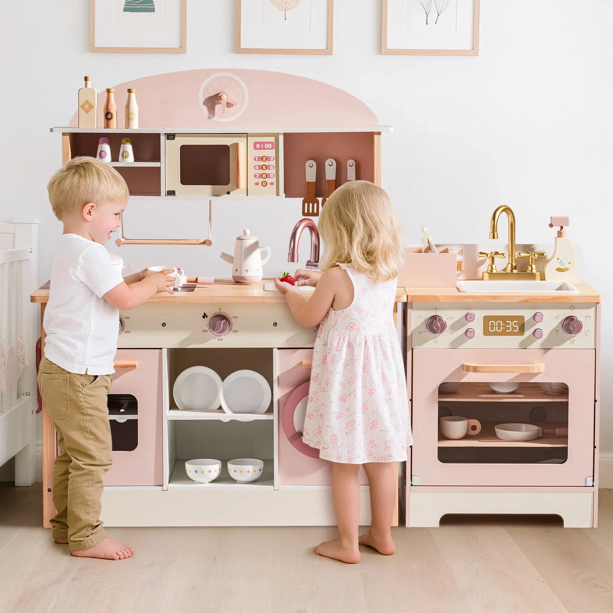 Multifunktionales Montessori-Möbelstück aus Holz für Kinder