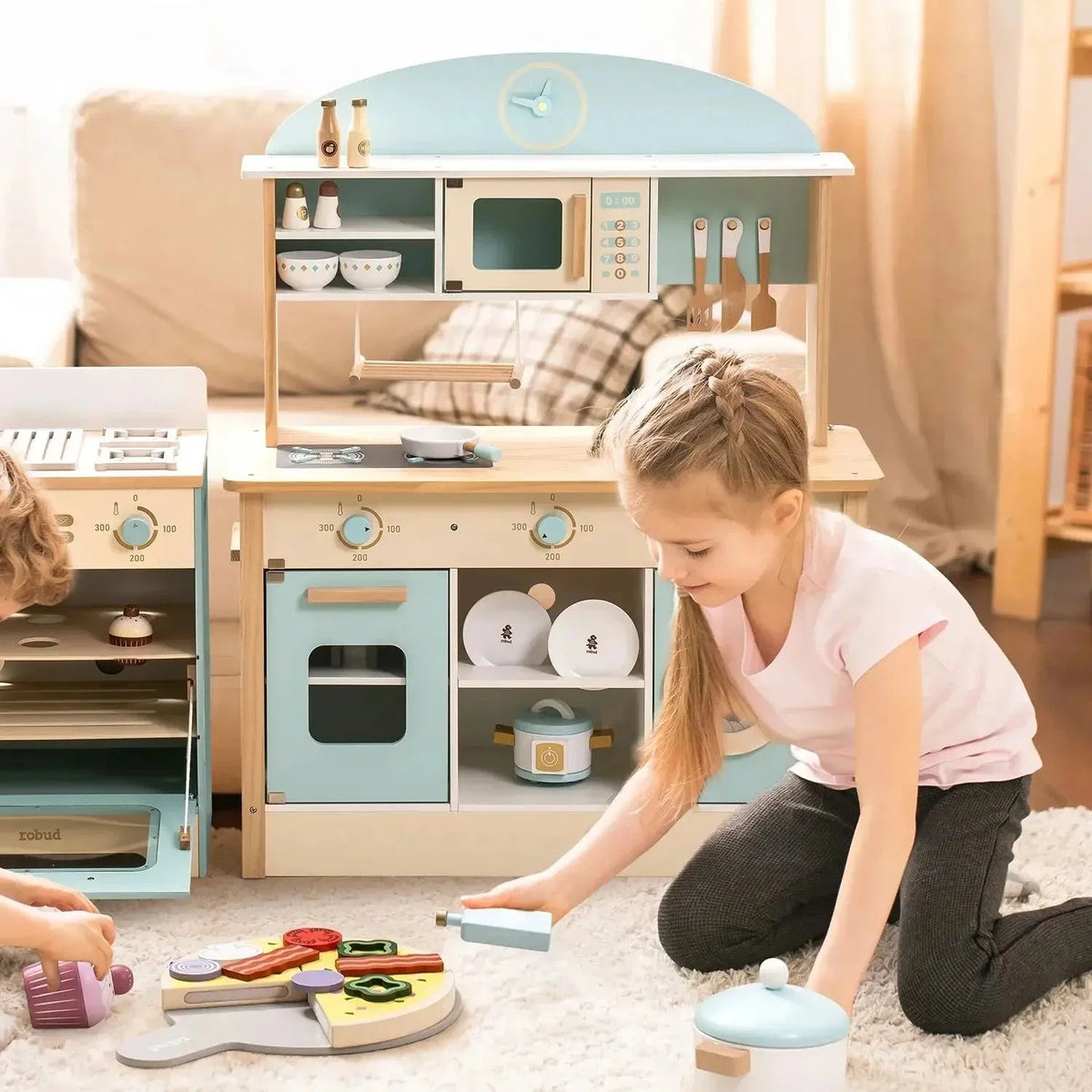 Montessori-Möbel aus Holz für Küche, Waschküche und Aufbewahrung