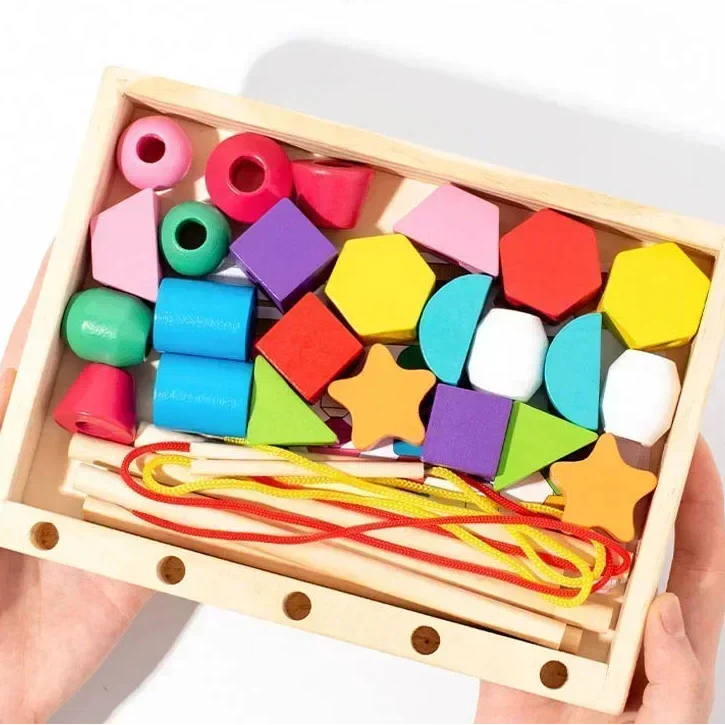 Montessori-Stapelspiel mit Perlen