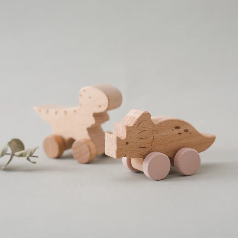 Montessori-Spielzeug mit Rädern