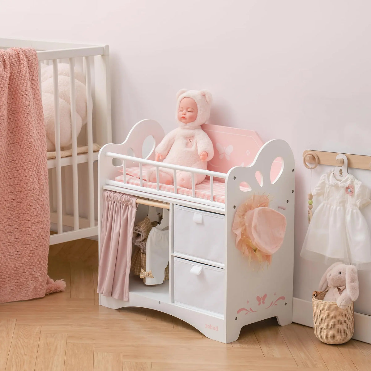 Montessori-Puppenbett mit Stauraum und Kleiderschrank