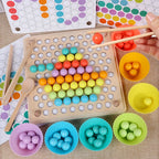 Montessori-Farbtabelle mit Perlen