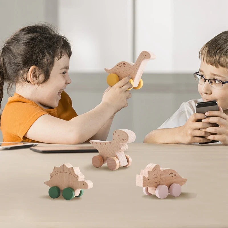 Montessori-Spielzeug mit Rädern