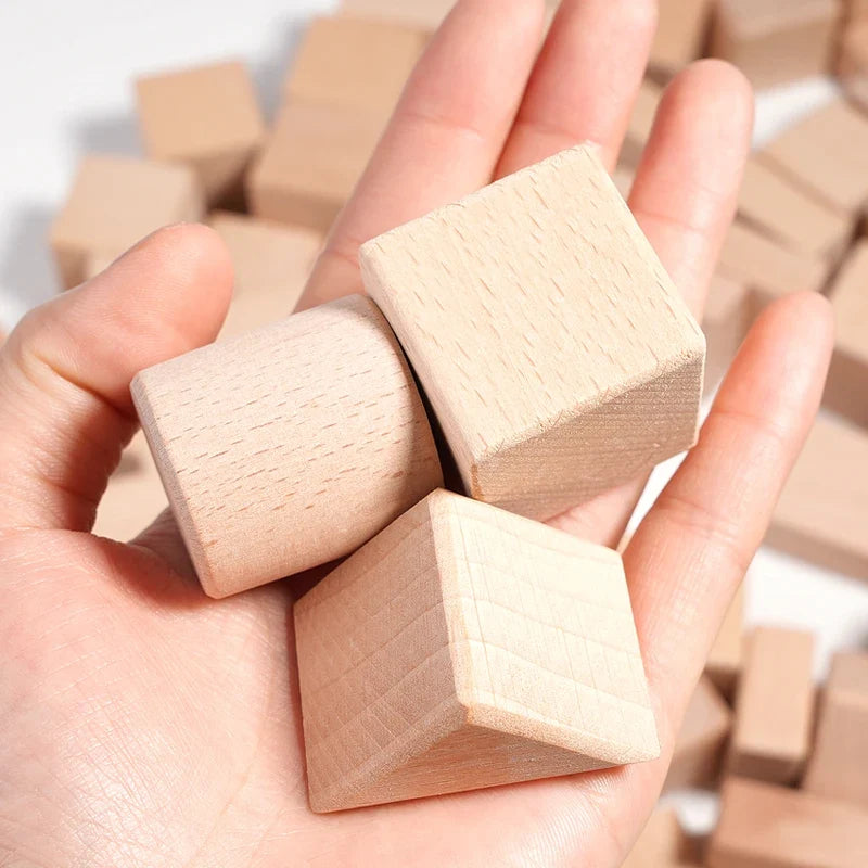 Montessori-Bausteine aus Naturholz
