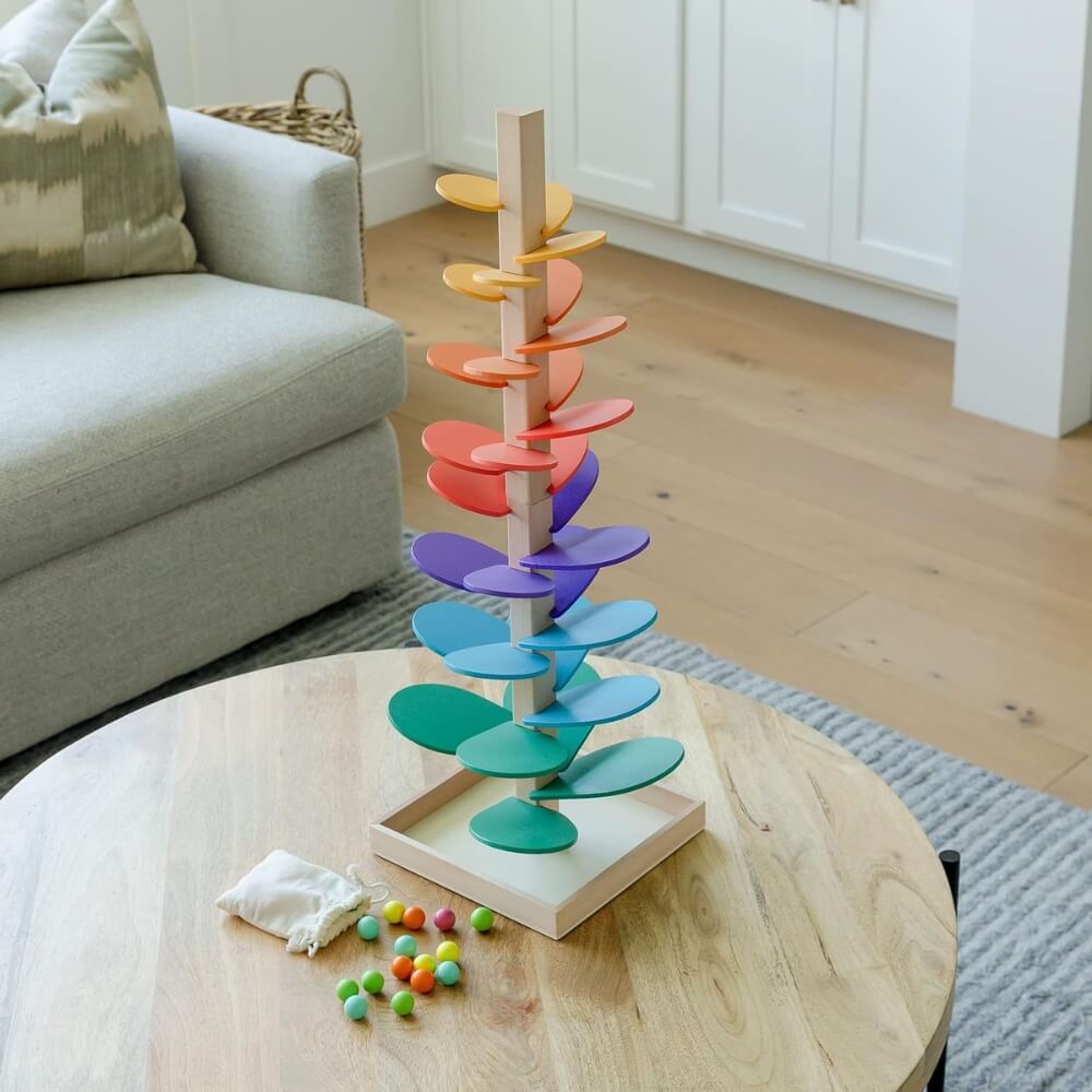 Montessori-Regenbogenbaum