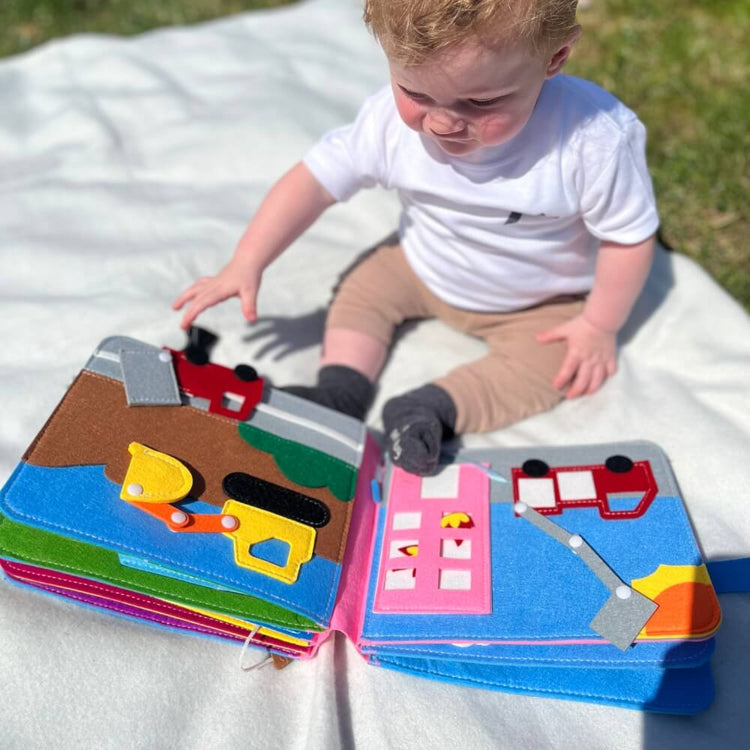 Interaktives Montessori-Buch
