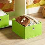 Offener Kinderschrank mit weißen Tilda Kids Boxen
