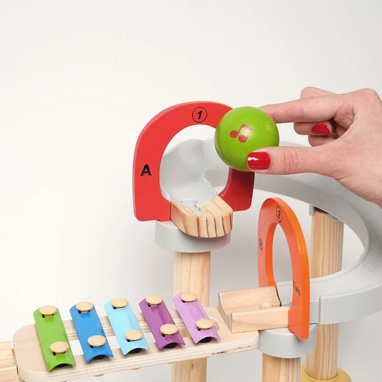 Montessori-Musik-Kugelbahn