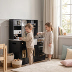 Montessori-Küche aus Holz mit Spülbecken und Stauraum