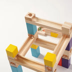 Montessori-Kugelbahn aus Holz