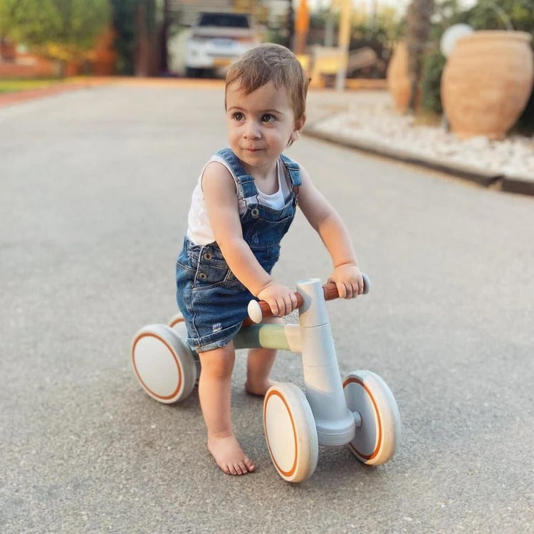 Montessori-Laufrad für Babys