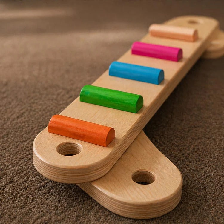 Montessori-Balancebalken und -Steine