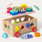 Montessori-Stapelspielzeug mit geometrischen Formen