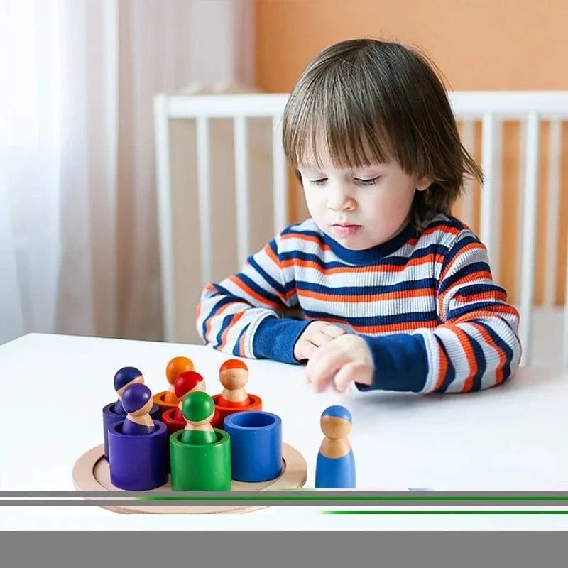 Montessori-Stapel- und Farbspiel