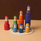 Montessori-Stapel- und Farbspiel