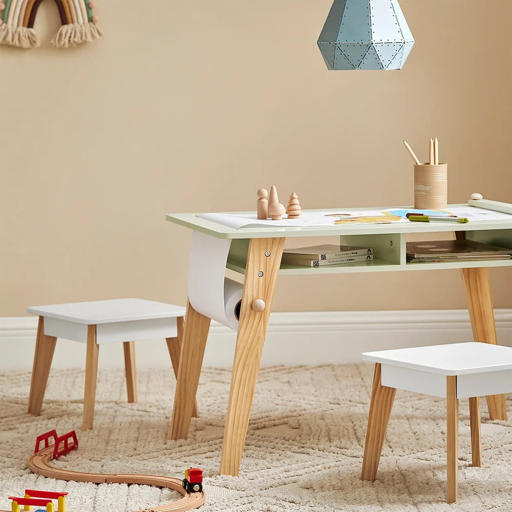 Doppelte Montessori Kreativschreibtisch