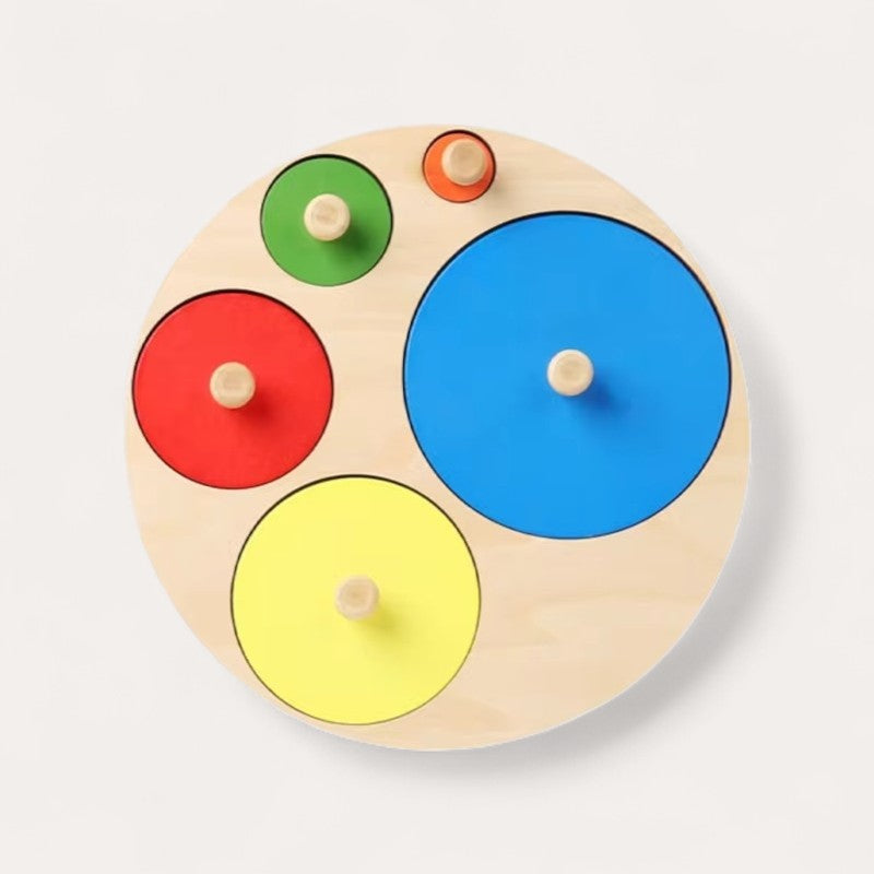 Montessori-Puzzle: Geometrische Formen und Farben