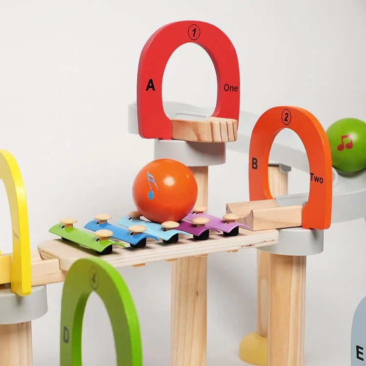 Montessori-Musik-Kugelbahn