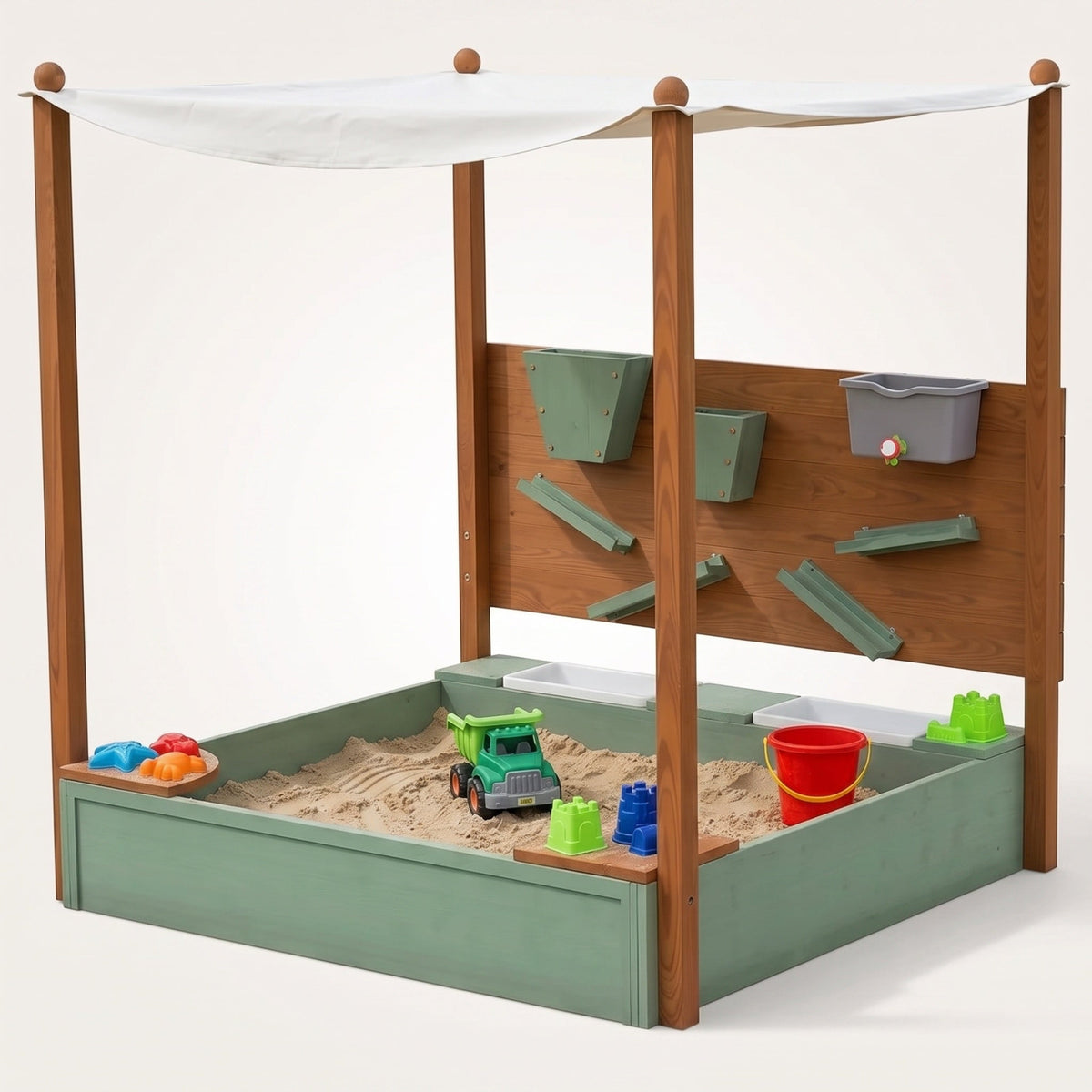 Montessori-Sandkasten mit Wasserspiel
